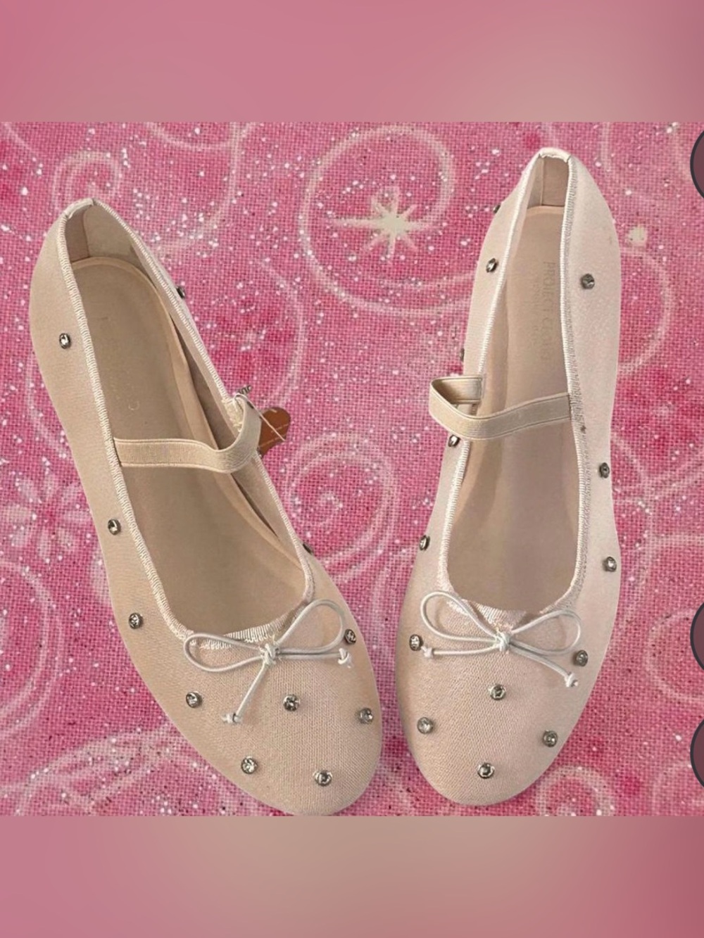 Women’s Cream Embellished Ballet Flats with Bow